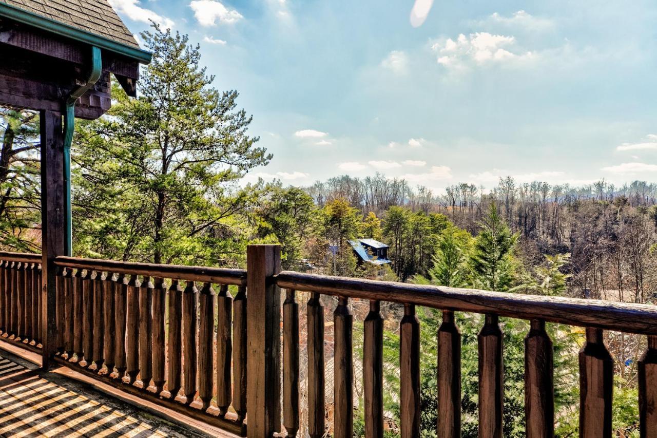 Smokystays 6 Bedroom Cabin พิเจนฟอร์จ ภายนอก รูปภาพ